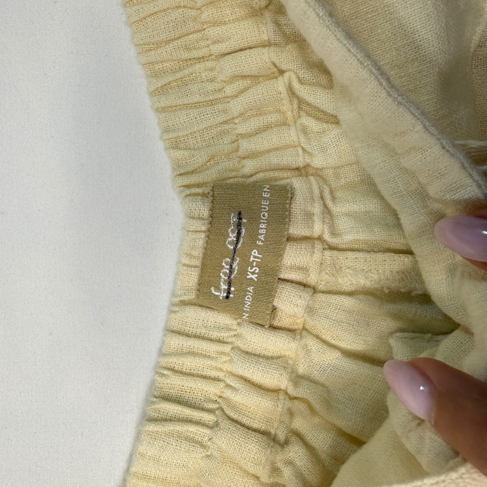 Nwt Free People Yellow Linen Blend Pleated Drawstring Shorts Relaxed Fit XS TP - Picture 2 of 8